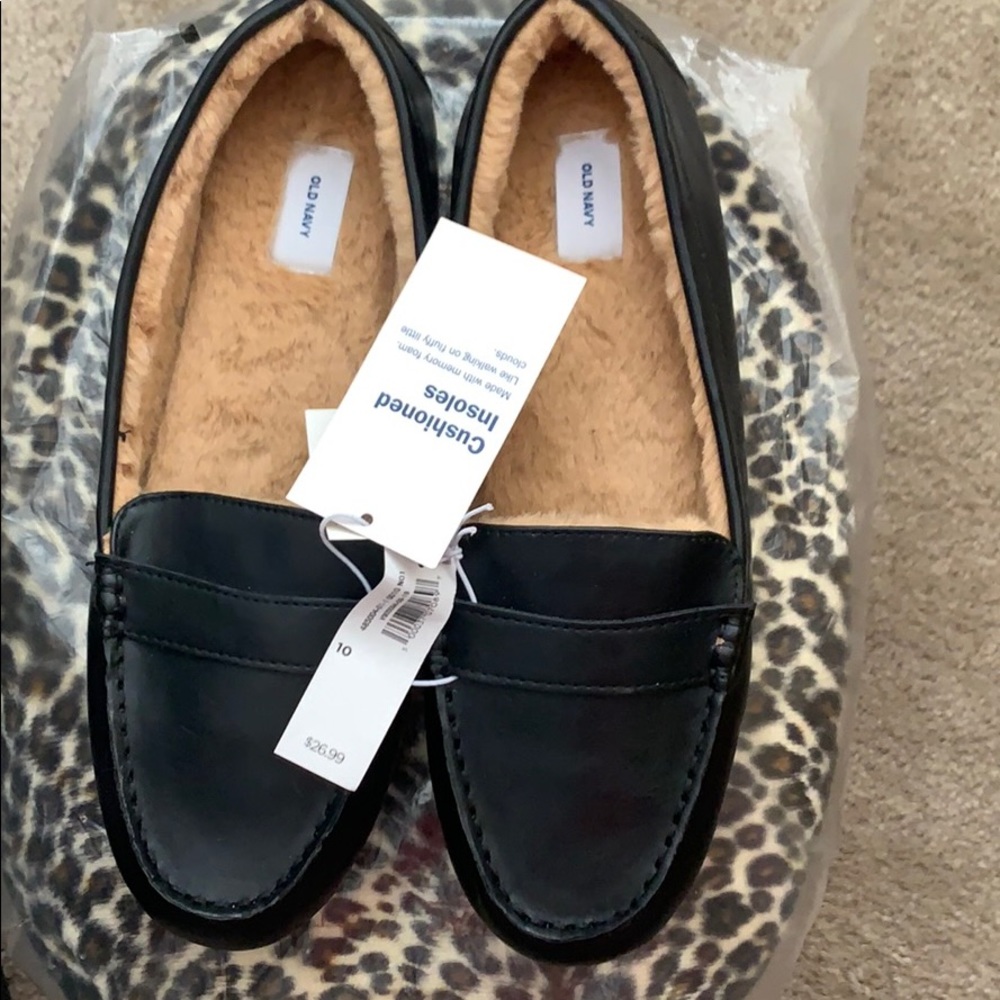 Comfy brand new old navy shoes